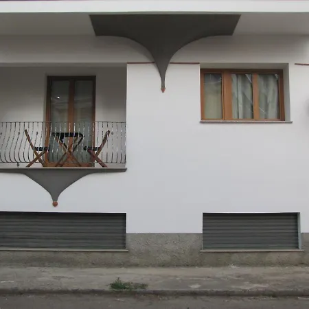 Su Maistu E Linna Guest house Cardedu
