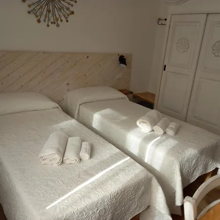 Su Maistu E Linna 3*