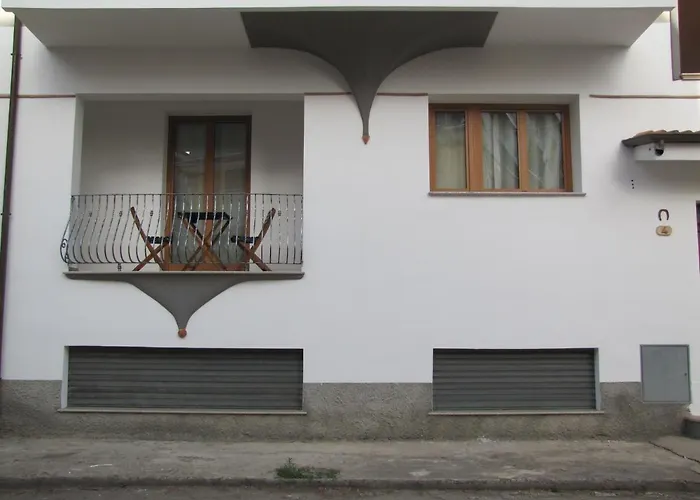 Su Maistu E Linna Casa de hóspedes Cardedu